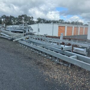 Rail, Gates, Strong back and supports - Image 9