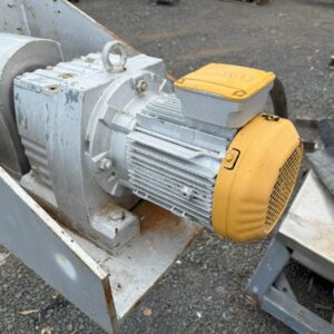 Conveyor Screw Type 6.5m long x 320mm Dia with Sew Gearbox - Image 4