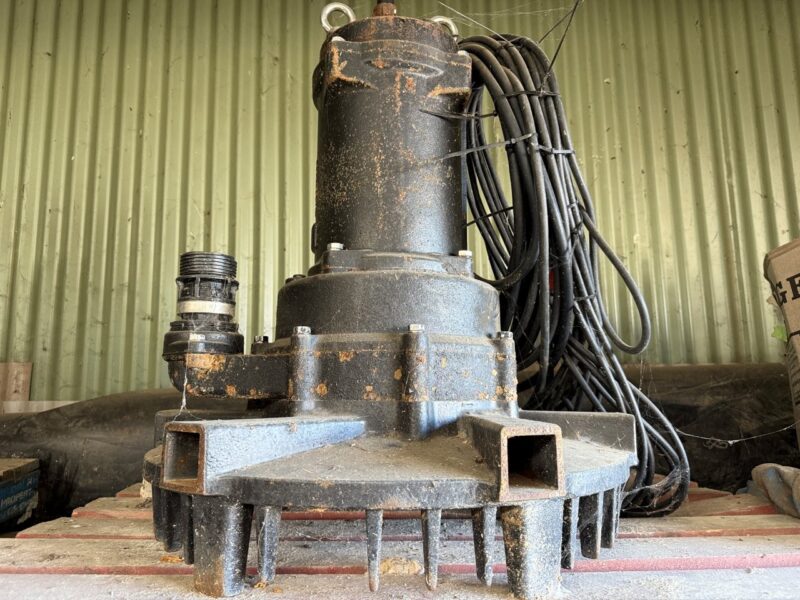Aerator Submersible Tsurumi 80 TRN 47.5 Two available - Image 2