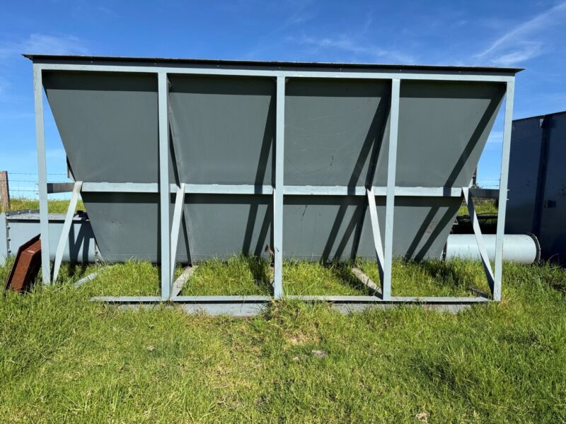 Bin Meal 30,000kg's 2.4m wide x 4.5m long x 6m high - Image 6