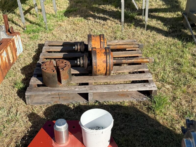 Decanter Alfa - Laval Model NX 418 with Recon Gearbox & Spare Gearbox. No Motor - Image 7