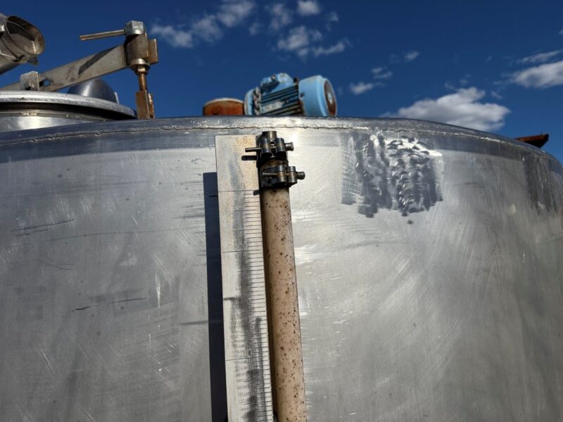 Tank SS with agitator 2.3m wide x 3m high 9500 ltr - Image 2