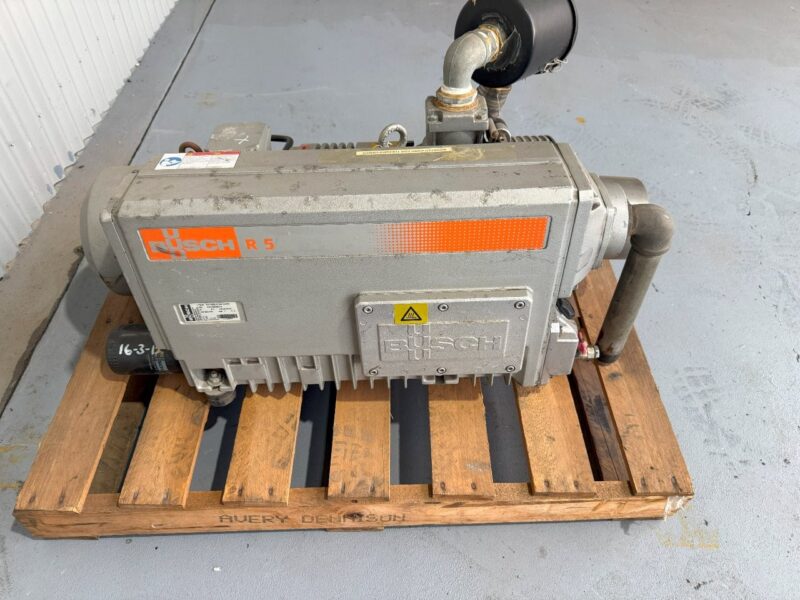 Vac Pump Busch Model RA 202 Motor 5.5 Kw